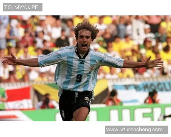 巴蒂斯图塔在佛罗伦萨的传奇与泪水交织的战神之路